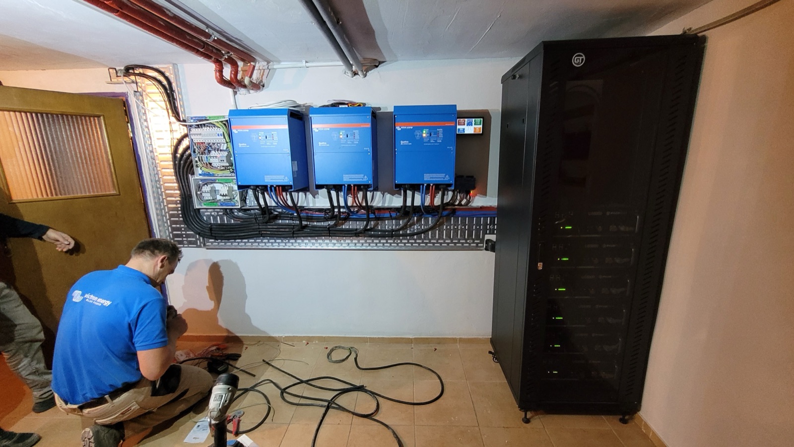 Realizacja off-grid z Victron Energy – Landek